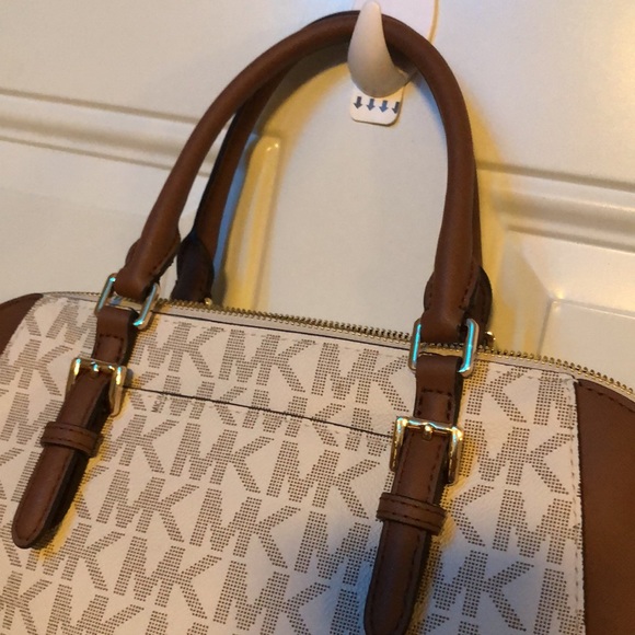 Michael Kors bag NWT - Picture 3 of 7